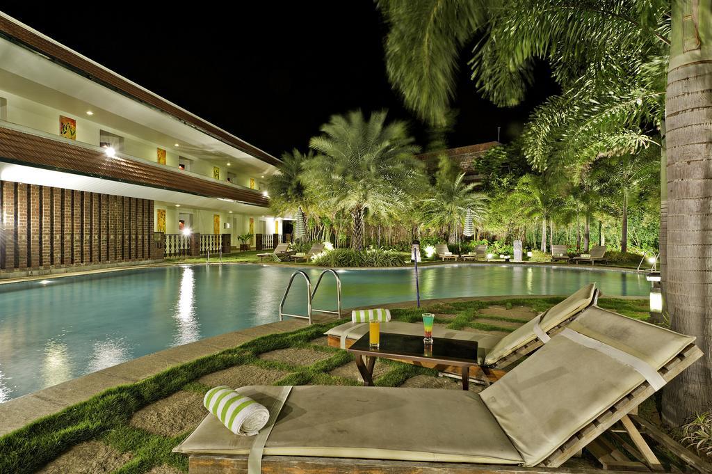 Annai Celestial Resorts Канниякумари Экстерьер фото