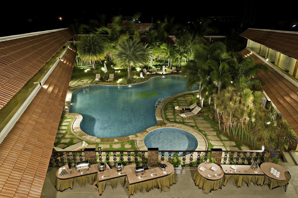 Annai Celestial Resorts Канниякумари Экстерьер фото