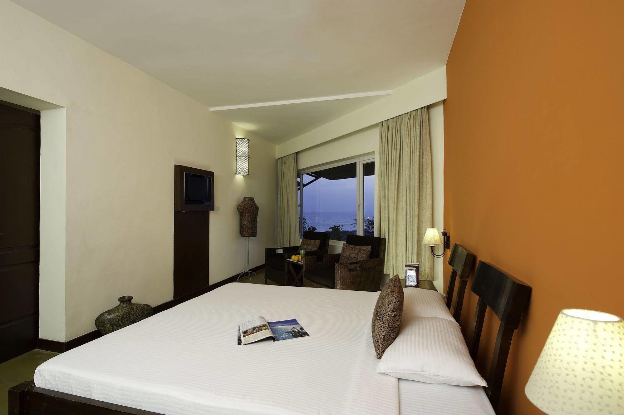 Annai Celestial Resorts Канниякумари Экстерьер фото