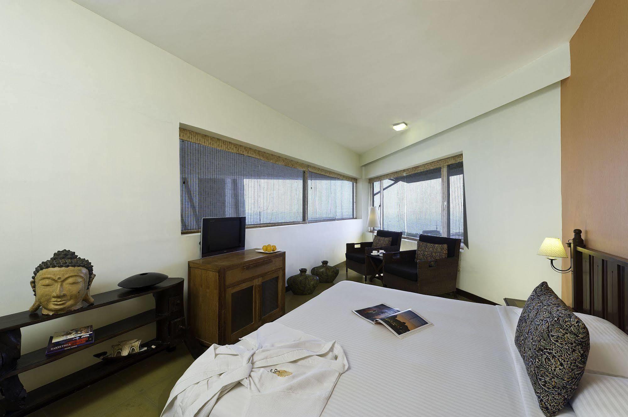 Annai Celestial Resorts Канниякумари Экстерьер фото