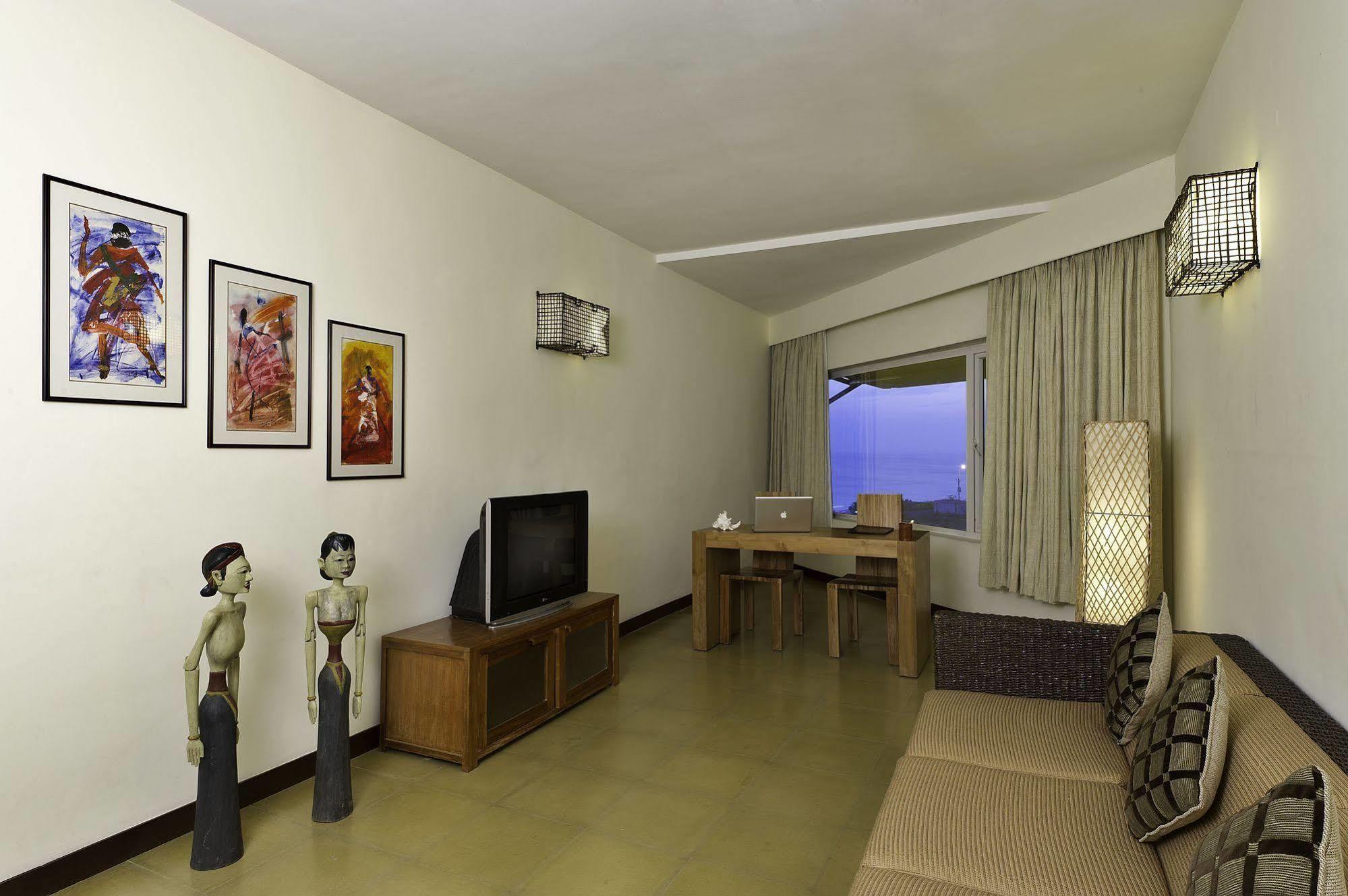 Annai Celestial Resorts Канниякумари Экстерьер фото
